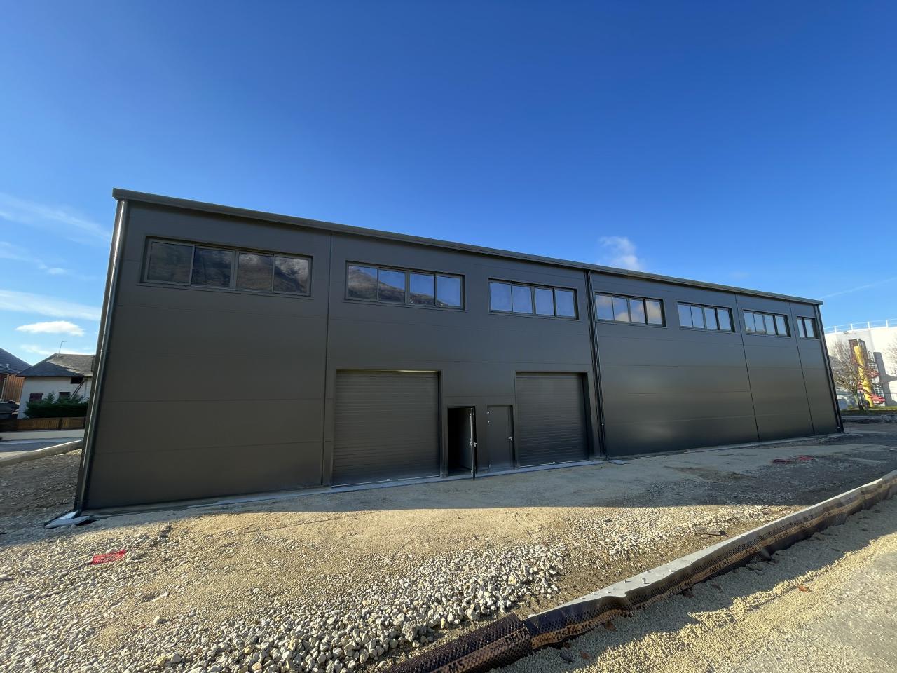 Local d'activité Chignin 578m² Location local d'activité Chignin Savoie OLACT2317255 0